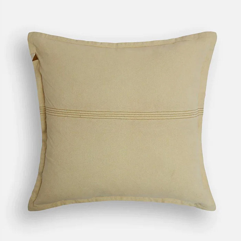 Camp in Cushion | Angora | 65 x 65 - Collector Store