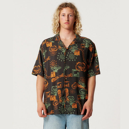 TCSS - MADNESS RESORT SHIRT - BLACK