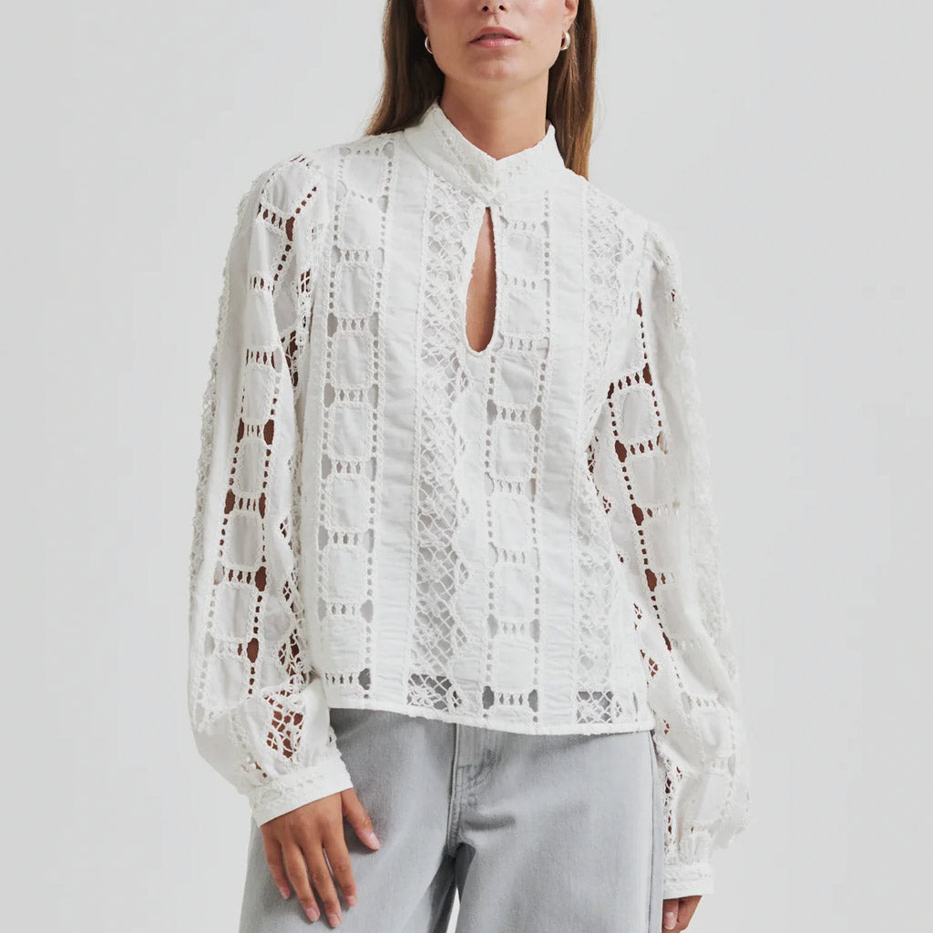 Second Female Millina Broderie Blouse Coconut Milk - Collector Store