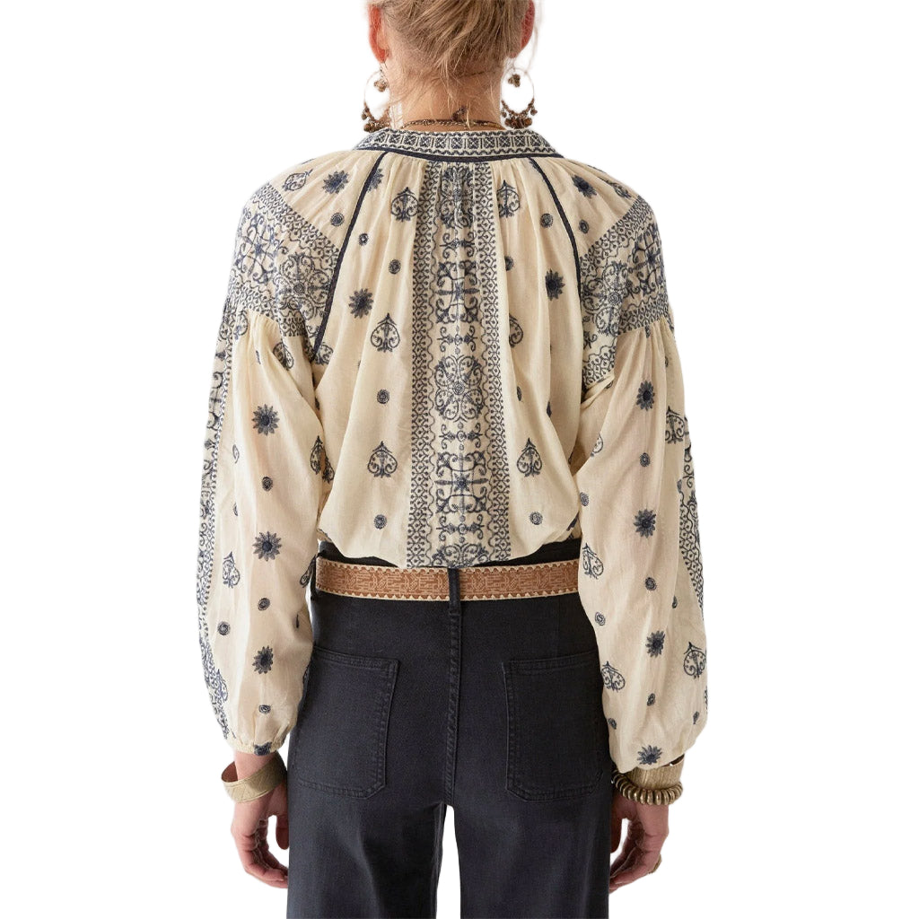Maison Hotel : STEPHANIE BLOUSE - Off White - Collector Store