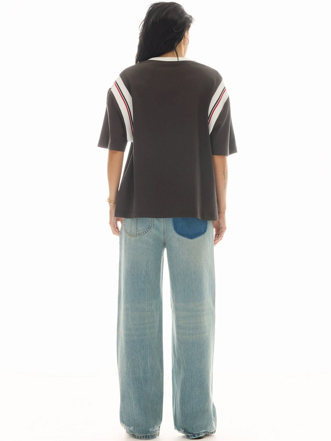 Tales : Exaggerated Eagle Sports Tee