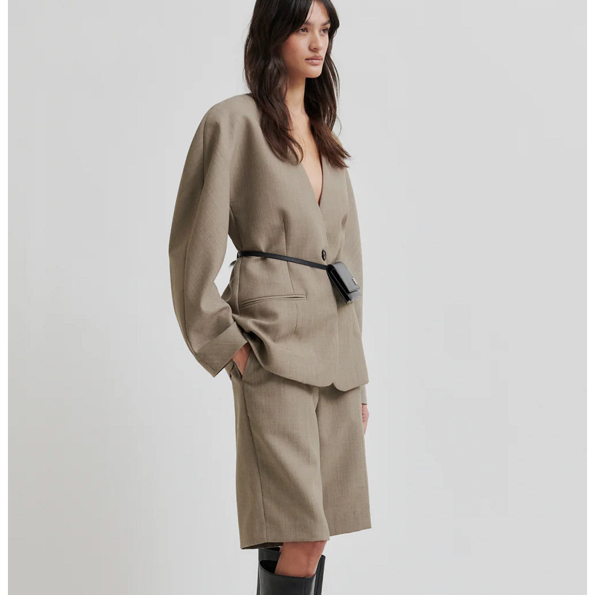 Second Female Levelup longline short in mid brown melange - Collector Store Sydney