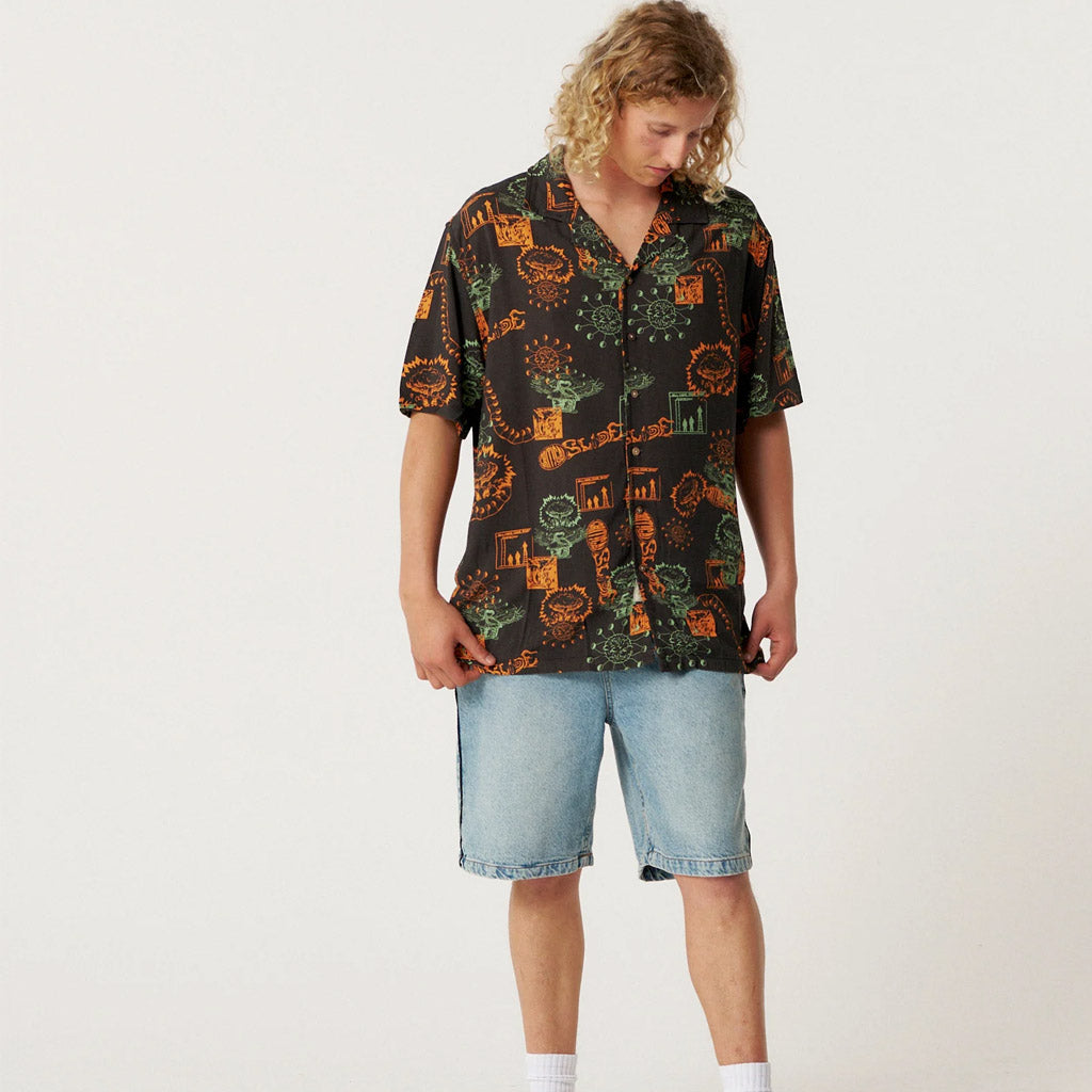 TCSS - MADNESS RESORT SS SHIRT - BLACK - Collector Store Sydney