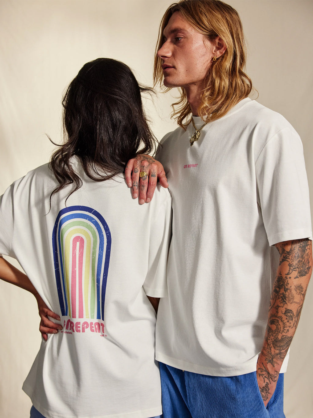 Aveny - Berkeley Tee - On Repeat - Almost White