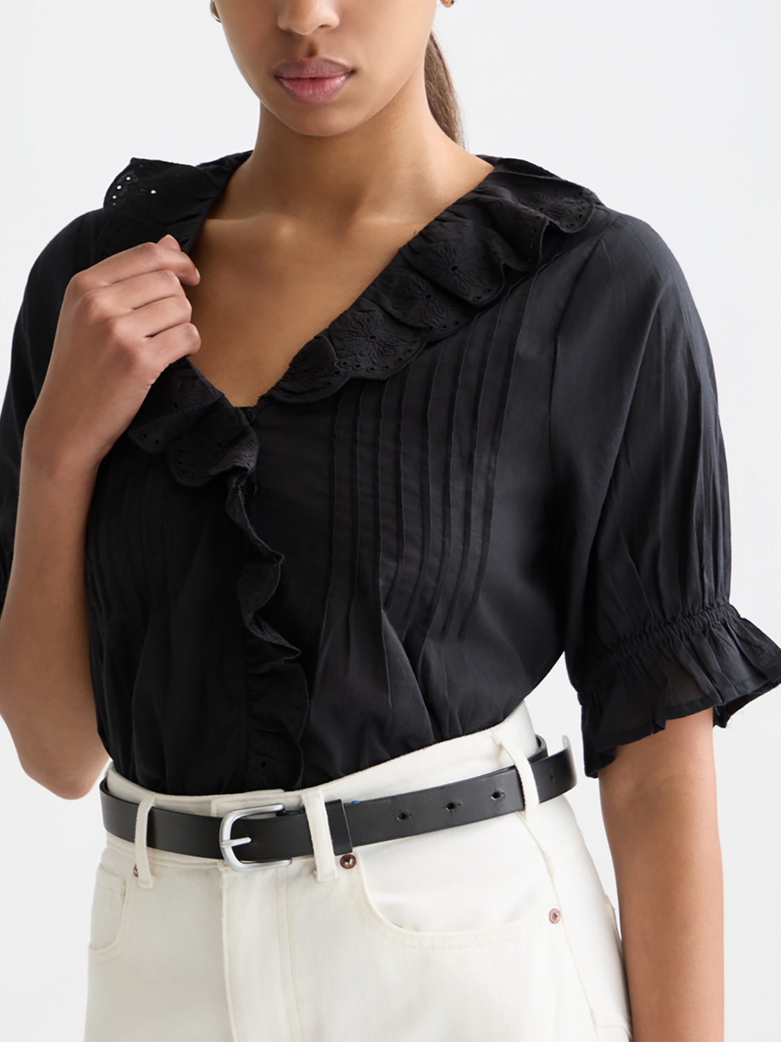Scotch & Soda - Embroidered short-sleeved blouse - Meteorite