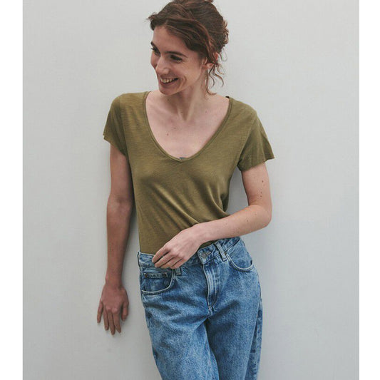American Vintage Jacksonville  V Neck Tee - Vintage Olive - Collector Store