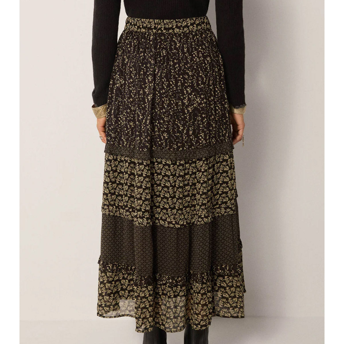 Maison Hotel - Vina Skirt - Black