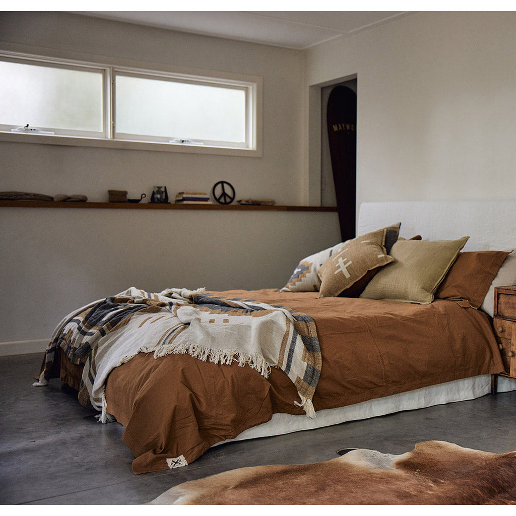 Pony Rider Mountain Throw | Safari-Oats - Collector Store Sydney